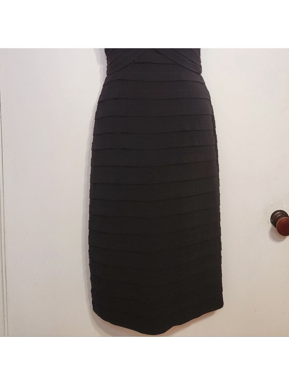 Adrianna Papell Black Sheath Dress Size 6 - Picture 5 of 12